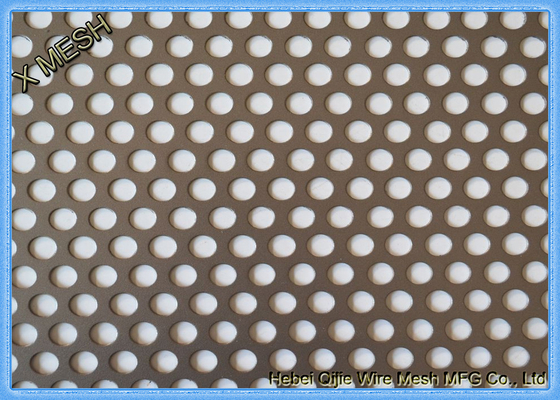 Putaran Lubang Hot Dicelup Galvanis Panel Logam Dekoratif Berlubang Baja Ringan / Baja Karbon