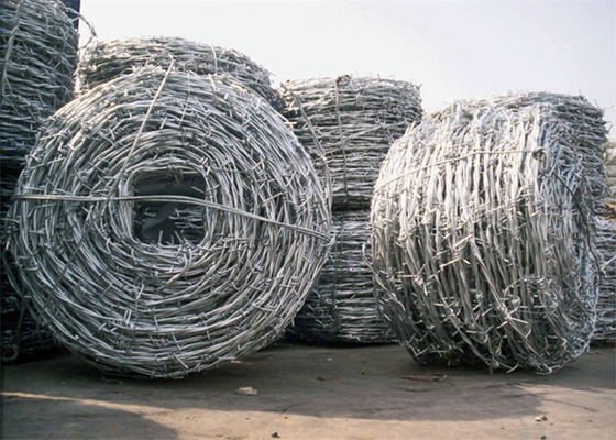 Dia 2.5mm Hot Dip Galvanized Barbed Wire Dengan 4 Poin