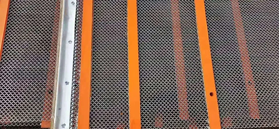 Stainless Steel Crimped Wire Mining Sieve Vibrating Screen Mesh 6
