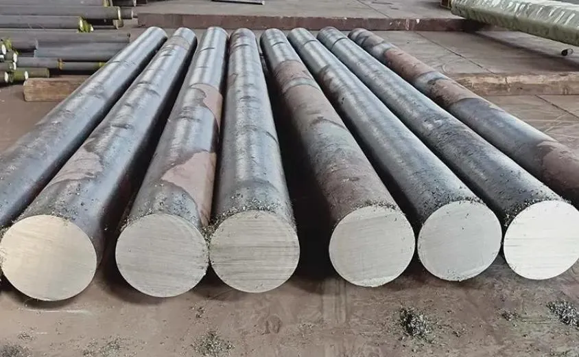 Q345B Baja Bahan Konstruksi HDG Bar Dowels Bulat Dengan Diameter 25mm 1