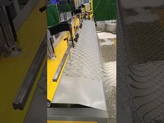 Watch: Diamond Wire Mesh Chain Link Fence Weaving Netting 