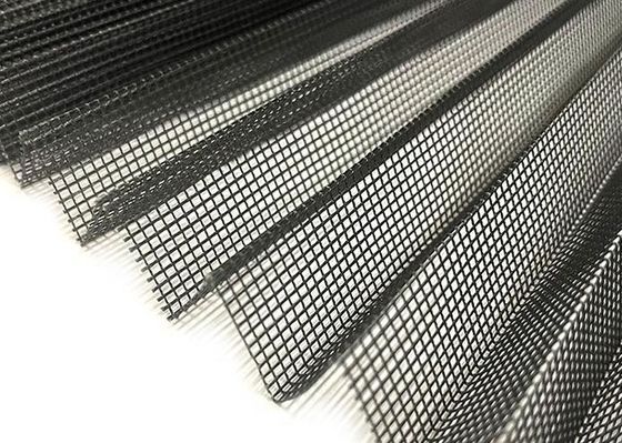 Layar Nyamuk Lipit Berwarna Hitam 18x16 Mesh 2.4m Lebar X Panjang 10m