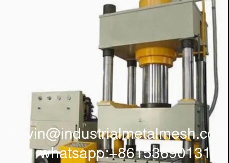Mesin Pelubang Besi Siku Hidrolik Rotary Berkecepatan Tinggi