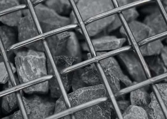 bergetar layar mesh mangan tinggi 65Mn kawat baja tambang tambang crusher saringan Layar mesh harga pabrik