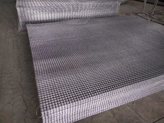 3.4mm Galvanized Welded Wire Fence Panel 15cm Mesh 1.22*2.44 Hitam