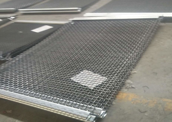 6m panjang Warna Dicat 16mm Woven Wire Screen Untuk Crusher