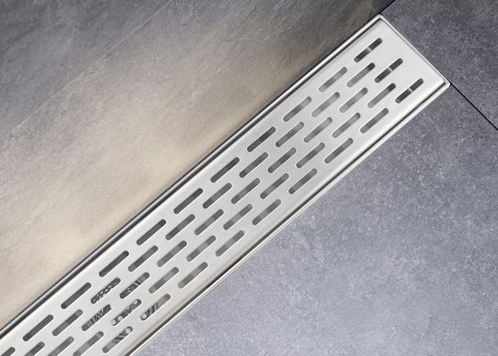 Saluran Grating Baja Galvanis Berkarat Dengan Siphon Floor Drain / Plat Cover