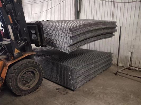 3.4mm Wire*15cm Mesh *1.22*2.44 Black Welded Wire Mesh Panel untuk Kanada