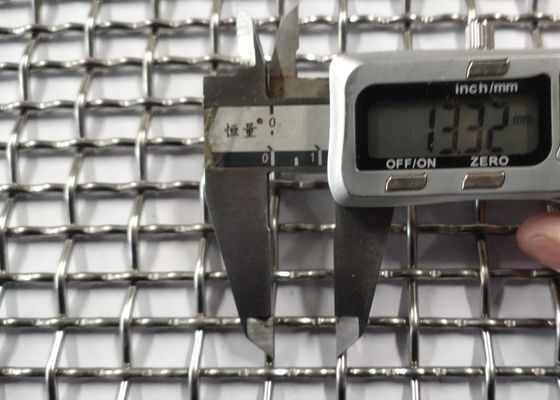 Kekuatan tarik tinggi 8x13mm Pembukaan stainless steel Crimped Wire Mesh