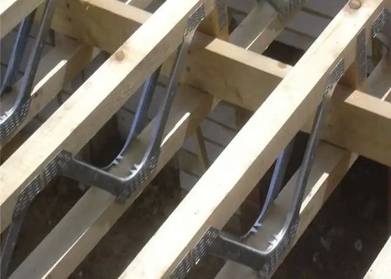 Galvanized Z275 Easi Roof Truss Joist Untuk Konstruksi Kayu