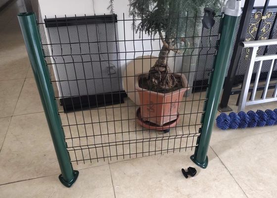 Pvc Coated Panel Pagar Baja Melengkung Peach Post Untuk Taman