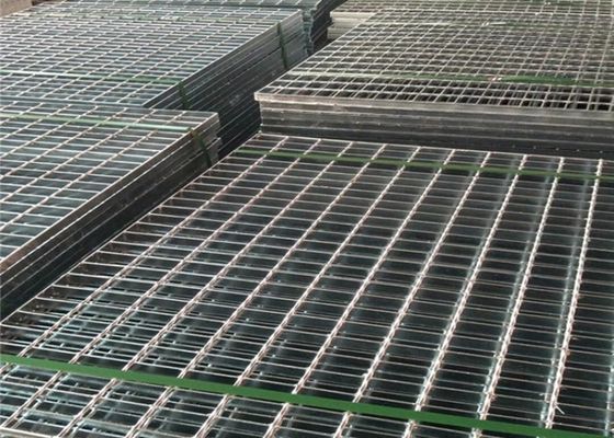 Hot Dip Galvanized Plain / Serrated Steel Grating Untuk Platform Walkway
