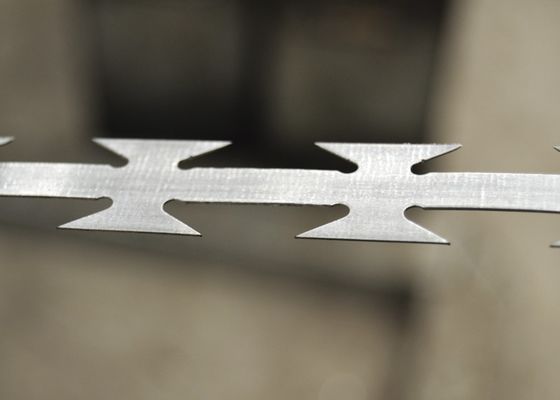 Galvanized Barbed Wire Penjaga keamanan stainless steel Wire Razor Wire