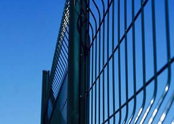Perlindungan Taman Dalam Gaya Dekorasi Luar Ruang 3D Curved Welded Wire Mesh Pagar