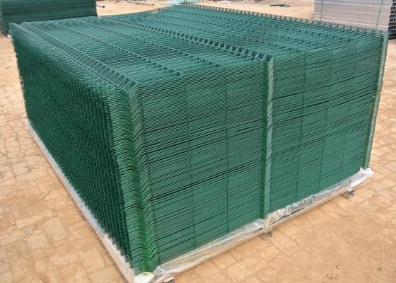 Kualitas tinggi Curvy Las Pagar Las Curved 3D Wire Mesh Pagar 3D V Pagar