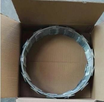 Cbt-65 stainless steel galvanized steel PVC dilapisi keamanan razor wire mesh