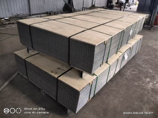 Hot Dipped Galvanized Welded Wire Mesh Panel Konstruksi 8ft X 4ft 4mm