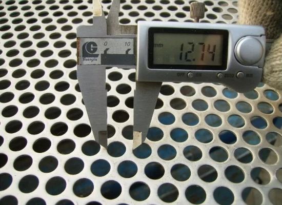 Stainless Steel Lubang Bulat Mesh Logam Berlubang Disesuaikan