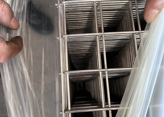 1 Inch Gi Welded Wire Mesh Untuk Pagar Dan Kandang Hewan