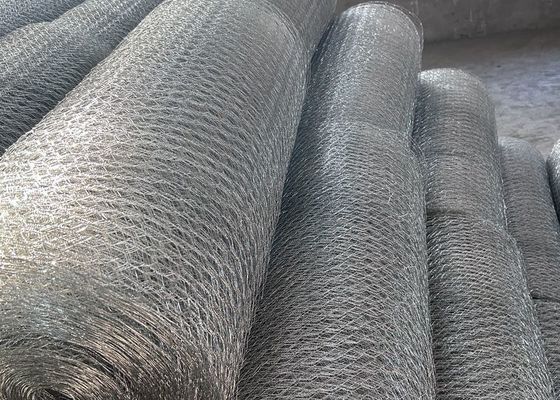 Pvc Galvanis 0.6mm Dia Hexagonal Chicken Wire Mesh Pembukaan 3/4 Inci