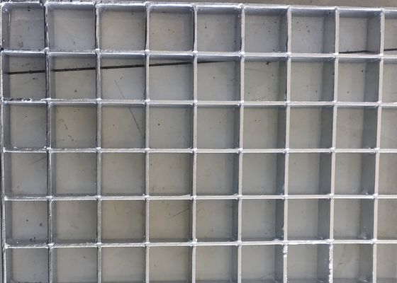 30X5mm Serrated Steel Grating Folding Campfire Grill Heavy Duty Stainless / Galvanized untuk Bar