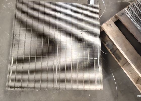 Benang polos bentuk lubang heksagonal 610 * 610 PU Polyurethane 80-95 Shore A Wire Mesh