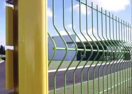 Ketahanan Korosi 3d Wire Mesh Pagar Bingkai Logam Dengan Peach - Jenis Post