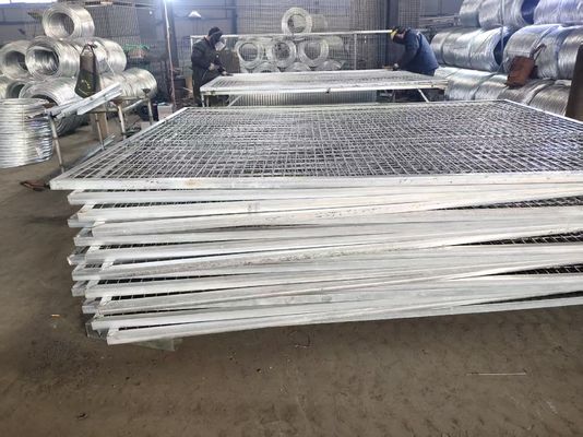 Pagar Mesh Sementara Australia Standar Bergerak Dengan Kaki PVC
