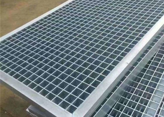 Outdoor Hot Dipped Galvanized Steel Grating Untuk Pagar