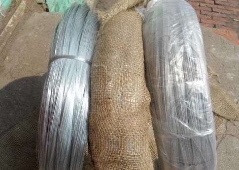 Galvanis Kualitas Baik Stainless Steel Gravel Staples