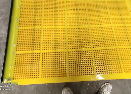 Kinerja Optimal 30mm Ketebalan Square Polyurethane Screen Mesh Dalam Tenun Biasa