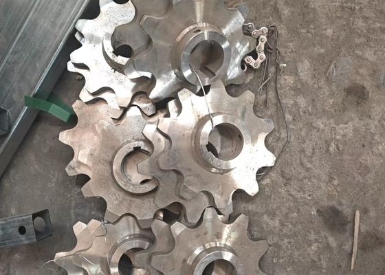 DIN Sprocket 24B 28B 32B Chain Wheel dengan gigi 10mm dan bahan C45