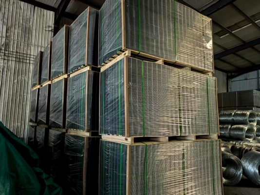 15 * 15 Cm Welded Wire Mesh Panel Baja Karbon Rendah Untuk Konstruksi
