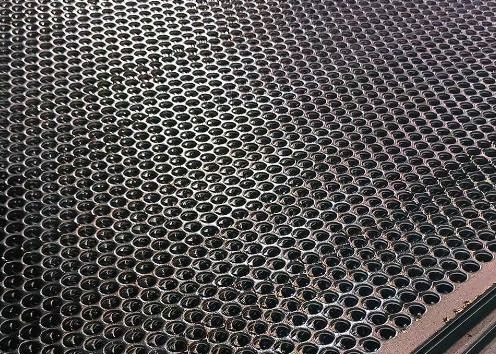Desain Profesional Pelat Mesh Logam Berlubang Stainless Steel Lubang Bulat