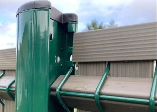 Desain 3d 60x60mm pagar logam melengkung untuk taman