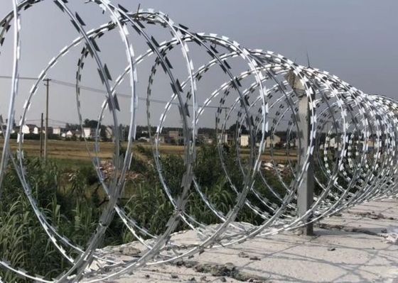 Bto22 Razor Concertina Coil Diameter 450mm Berduri