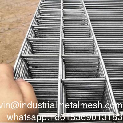 8FT X 4FT Galvanized PVC Coated Welded Wire Mesh Fence Panel untuk Pagar Pertanian