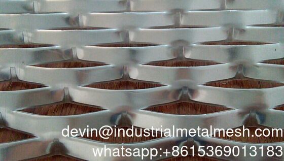 Jaring Expanded Metal Tahan Cuaca Tugas Berat Kekuatan Tinggi untuk Papan Lantai Konstruksi Tangga Lantai Beton Bata Perancah