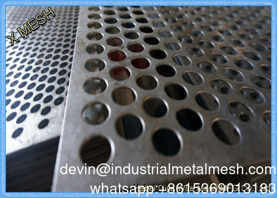 Perforasi logam yang dapat disesuaikan untuk proyek seni yang unik