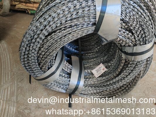 Gulungan Kawat Berduri Baja Las Pelindung Pisau BTO-22 Keamanan