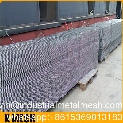 Panel Mesh Wire Welding Grosir yang dapat disesuaikan Ideal untuk Panel Pengisi Handrail