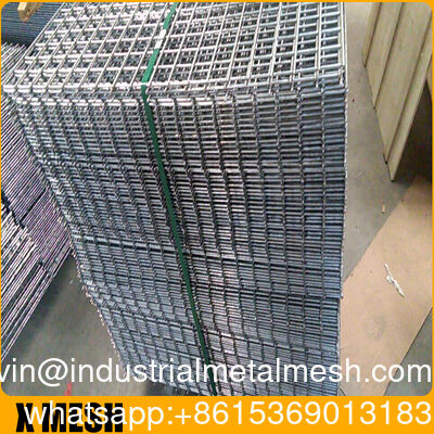 Black Galvanized Welded Wire Mesh Panel Pabrik Harga Disesuaikan