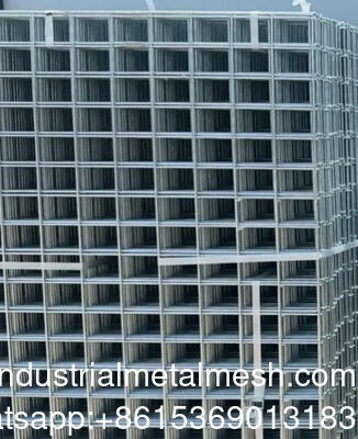 Panel Wire Mesh Dilas 1.2x2.4m Galvanis 4x8ft Baja Lembaran Logam 2 "Lubang