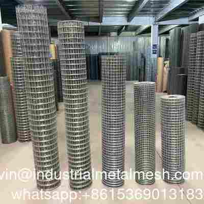 Storage Metal Mesh Wire Iron Galvanized Welded Wire Mesh Roll untuk Cage Welded Wire Mesh
