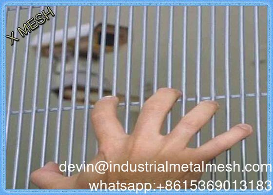 Keamanan Tinggi Besi 358 Pagar Keamanan Bandara Anti Menekuk Pencurian Baja Panel Mesh Las tahan lama