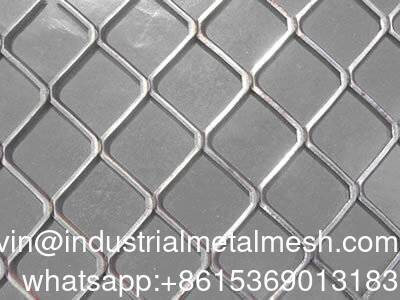 Bahan Bangunan Fasad Lapisan Aluminium Lembar Logam Diperluas Wire Mesh untuk Koridor Tangga Baffle