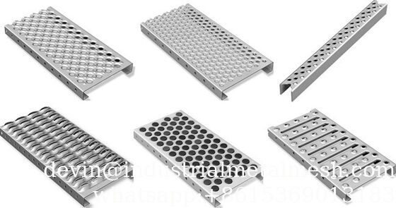 Pelat Aluminium Mulut Buaya Anti Selip Tapak Tangga Papan Jalan Atap Berlian Grip Strut Safety Grating