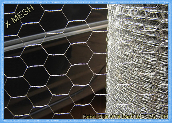 Galvanis hexagonal / coated chicken feeding wire mesh 0.5mm-1.2mm kawat dia