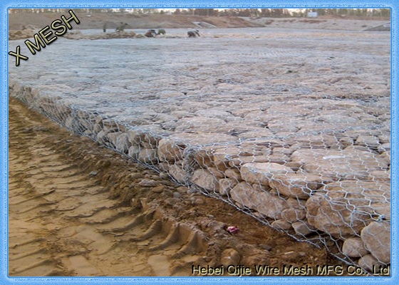 8x10 cm Openning Dilas Gabion Keranjang Hot Dicelup Galvanized Woven Steel  Dinding Penahan