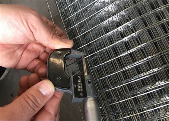 2x2 4x4 5x5cm pembukaan stainless steel Welded Wire Mesh